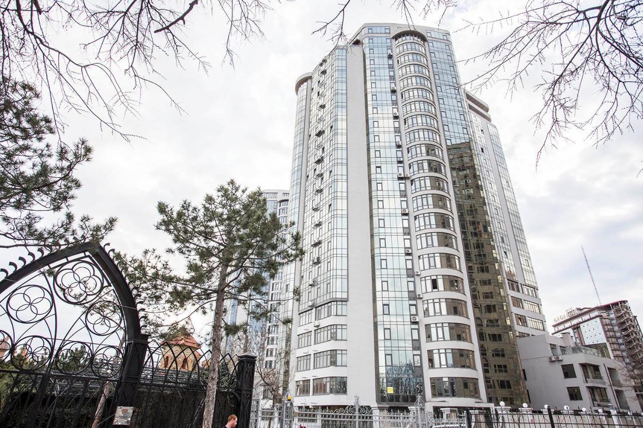 Gagarin Plaza Apartment 70 Square Metres On 12Th Floor Odessa Luaran gambar