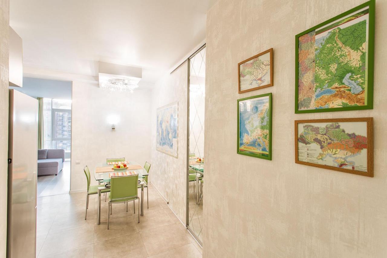 Gagarin Plaza Apartment 70 Square Metres On 12Th Floor Odessa Luaran gambar