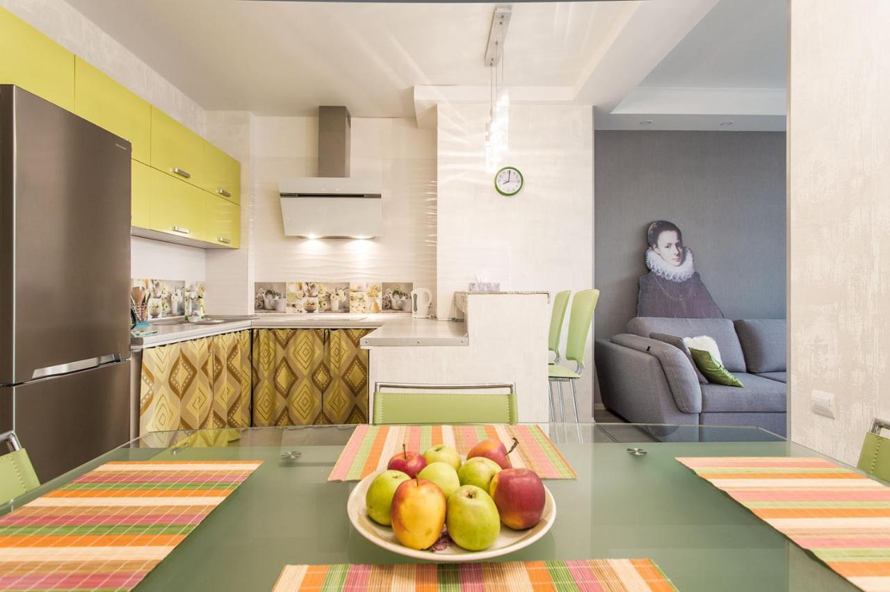 Gagarin Plaza Apartment 70 Square Metres On 12Th Floor Odessa Luaran gambar